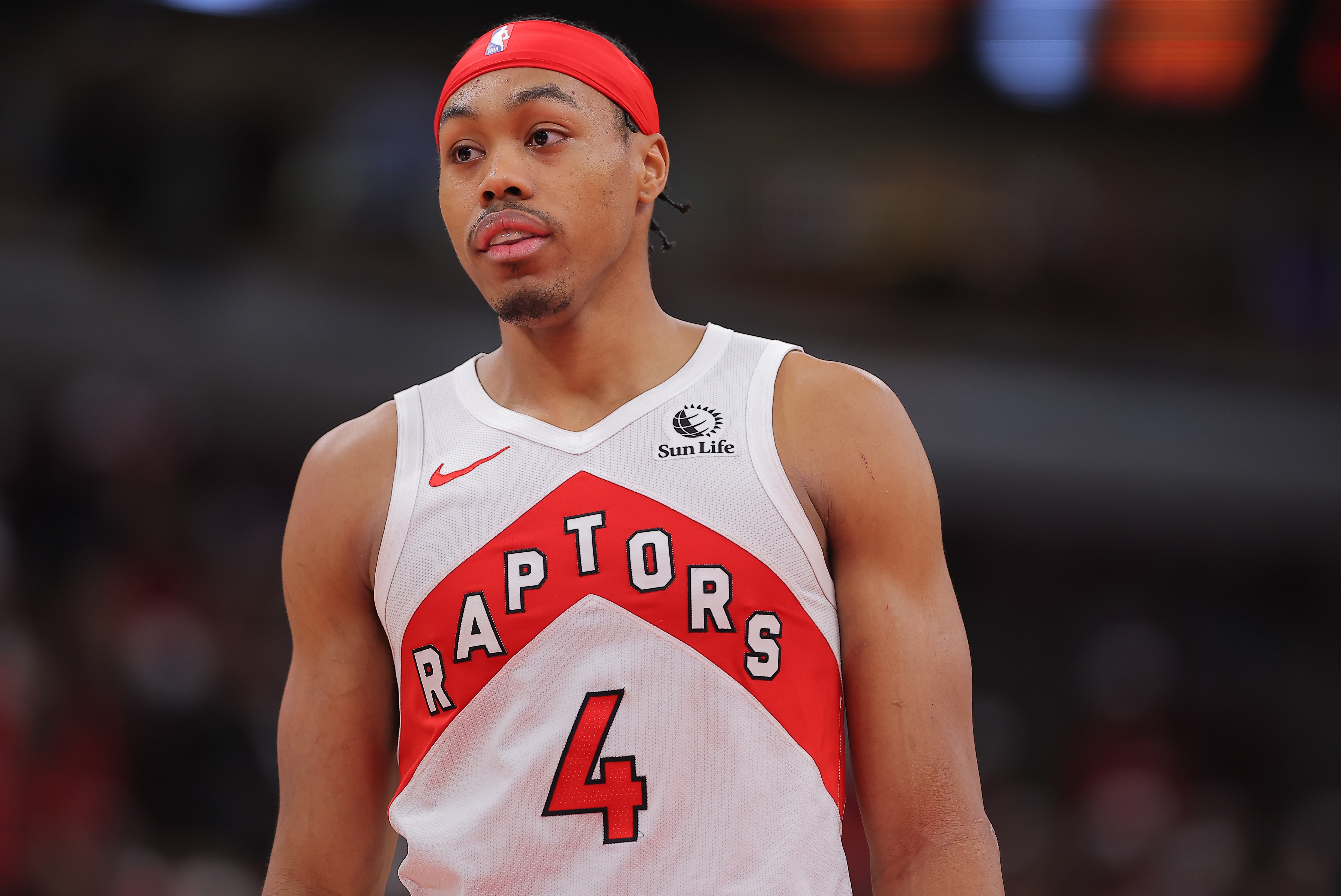 今天主场打国王!斯科蒂·巴恩斯因肩伤问题出战成疑